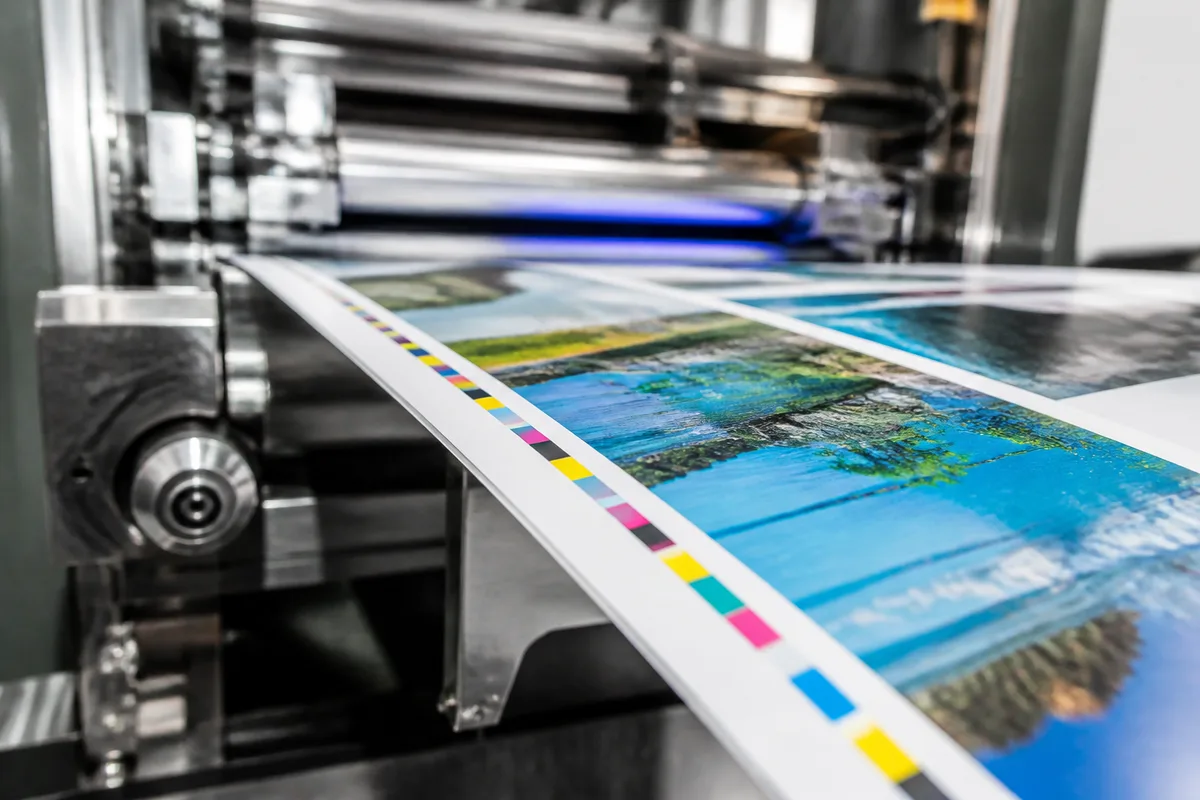 Quadrichromie : comment l'impression CMJN fonctionne